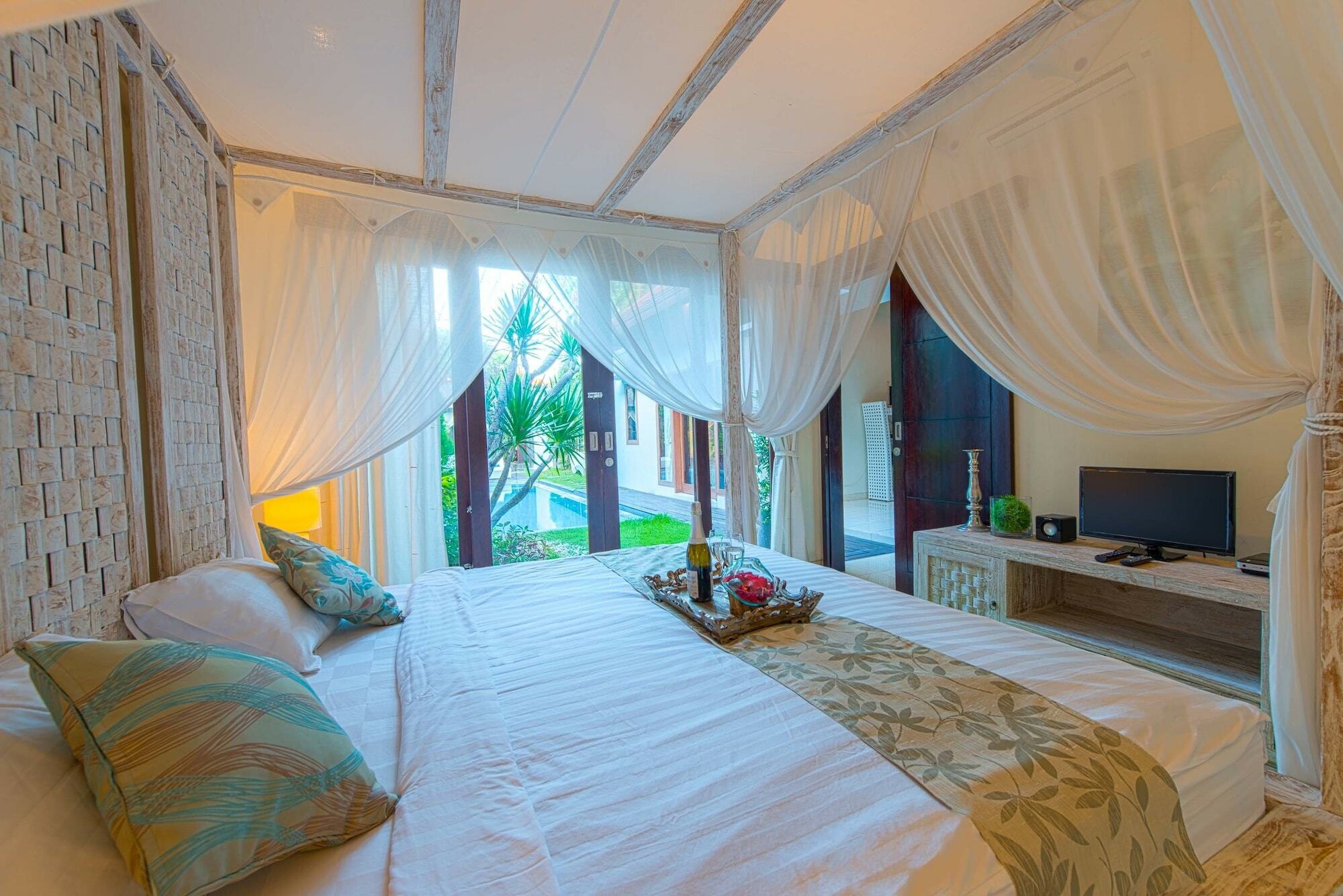 Villa Enjoy - Seminyak Center Dış mekan fotoğraf